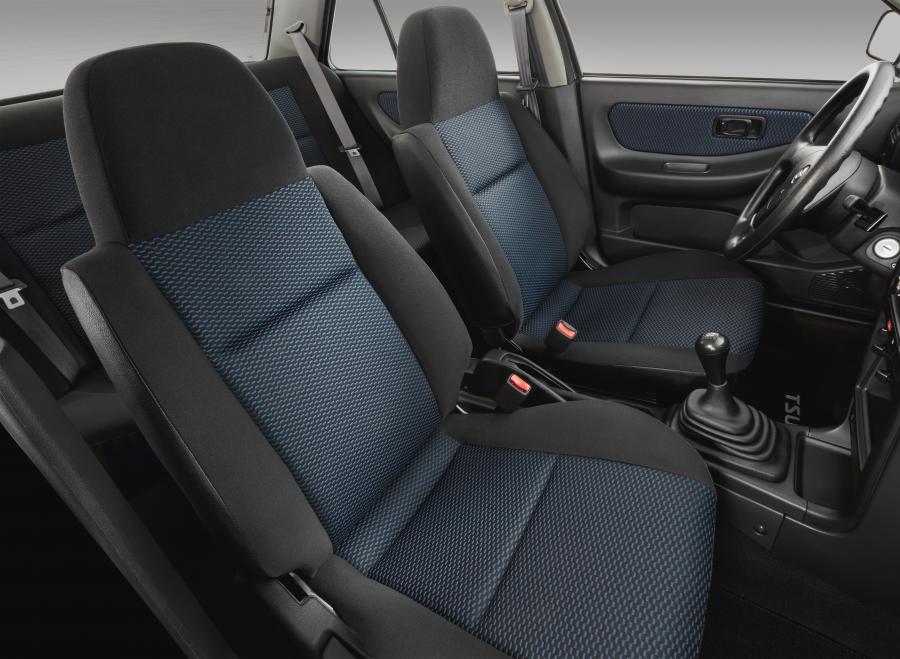 Интерьер Nissan Tsuru Buen Camino 2017 года  (фото 2 из 2)